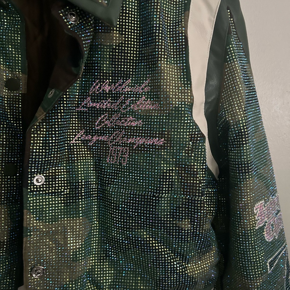 Women's bedazzled bomber jacket size Lg